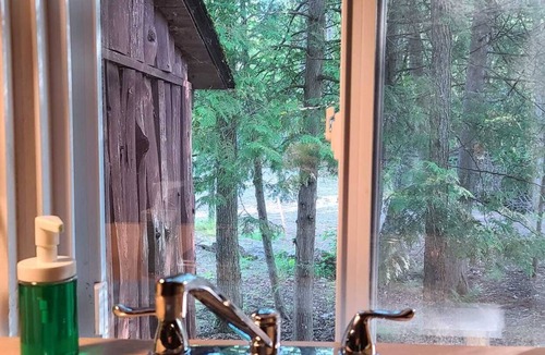 North Frontenac Cabin | Birch Cabin- North Frontenac Lodge