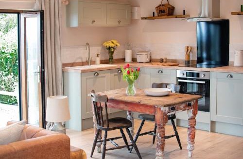 Olveston Apartment | Birch Cottage