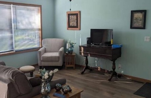 Montello House | Birch Cove