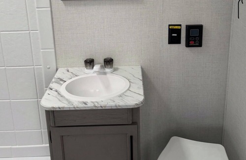 Manila House | Birch Creek RVrentals