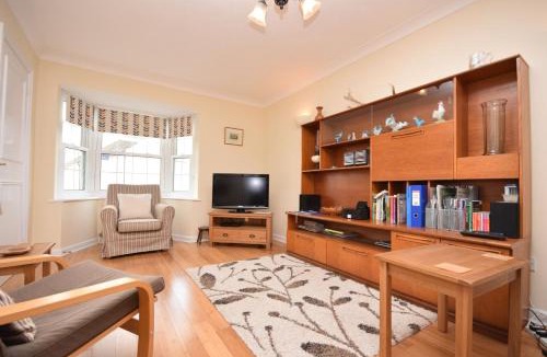 Midhurst House | Birch End, Midhurst