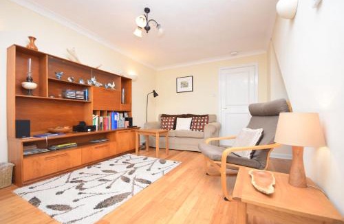 Midhurst House | Birch End, Midhurst