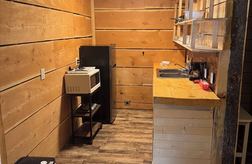 Cascade Hotel | Birch Glen Hotel