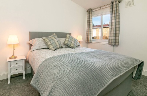 Stevenage House | Birch Room - Hillcrest Lodge