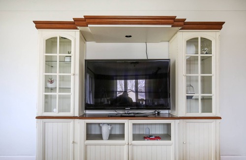 Birch Run Township House | Birch Run Home *MINS. from OUTLET & FRANKENMUTH*