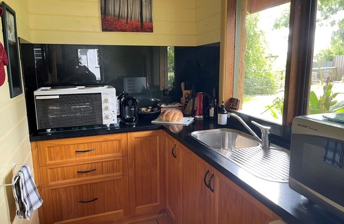 Koroit Apartment | Birch Studio Koroit - Peaceful, Relaxing, Tranquil