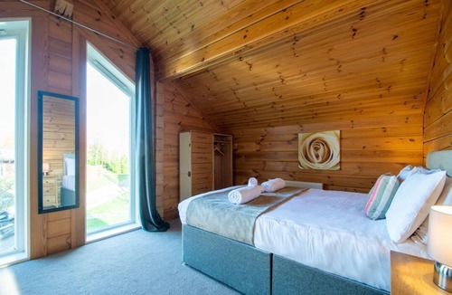 Carlton Miniott Cabin | Birch Waterside Spa (Pet), Thirsk