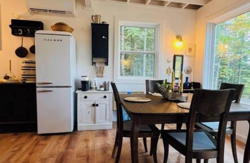 Kearney Cabin | Birchcliff Retreats - Clifftop Cabin -B-