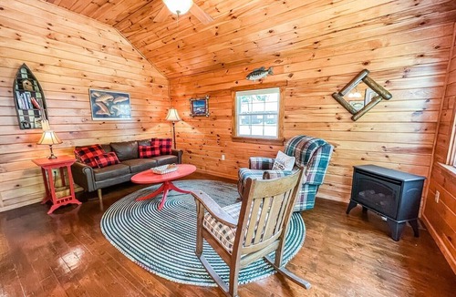 Inlet Cottage | Birchside Cottage at The Birches on 4th Lake, Old Forge/Inlet