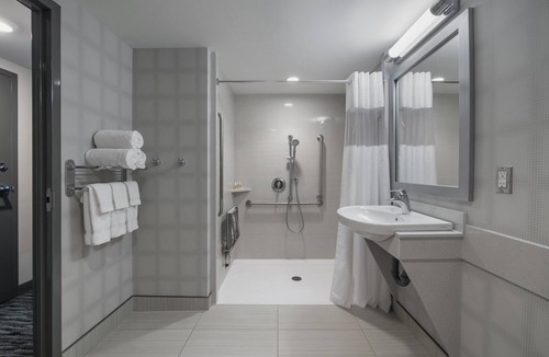 St. James Hotel | Birchwood Inn, BW Premier Collection