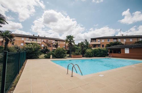 Montauban Apartment | Bird garden, Piscine, Parking, Calme
