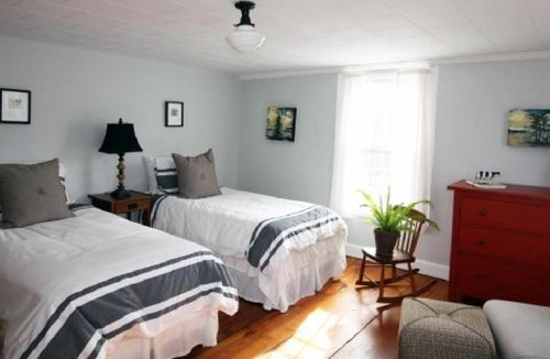 Ware Bed & Breakfast | Bird Hill Farm