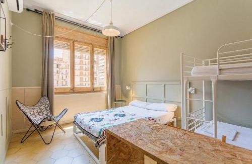 Sant Antoni Hostel | Bird House