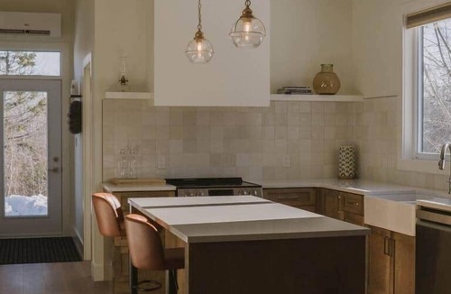 Central Hainesville House | Bird House Ski Chalet