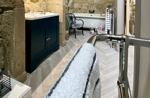 Elsdon Hotel | Bird In Bush Elsdon