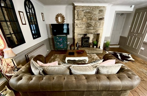 Elsdon Hotel | Bird In Bush Elsdon