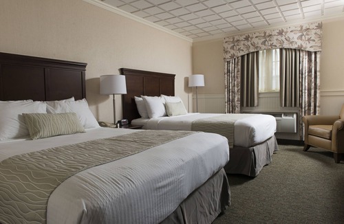 Bird In Hand Hotel | Bird in Hand Family Inn