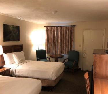 Bird In Hand Hotel | Bird-in-Hand Family Inn