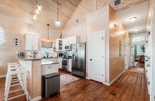 Port Aransas House | Bird in Paradise