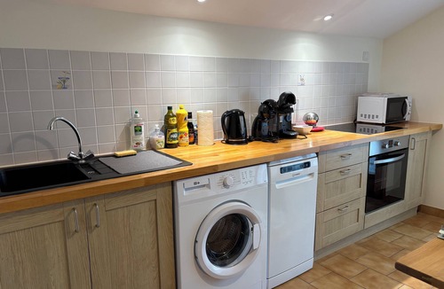 Saint-Gildas Apartment | Bird Paradise