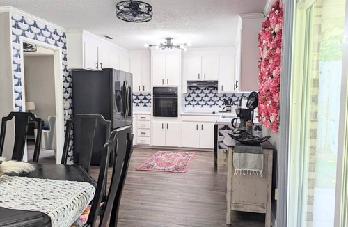 Enterprise House | Bird's Nest 3 BR/2 bath home 5 min from base