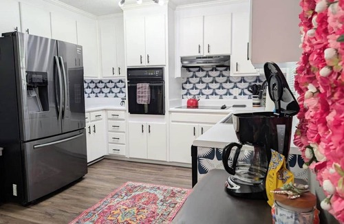 Enterprise House | Bird's Nest 3 BR/2 bath home 5 min from base