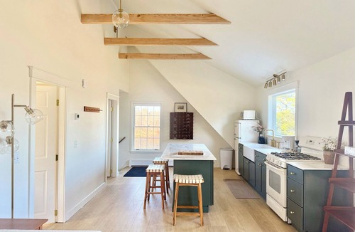 Mid-Coast and Islands Apartment | Bird Watching Paradise @ Waterfront Harpswell with Private Deck