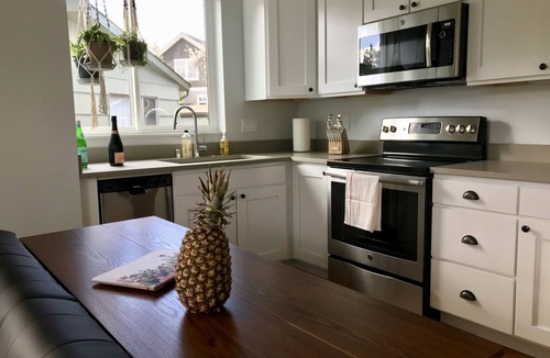 Wallingford House | Birdhouse on GreenLake