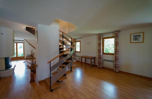 Giez Apartment | Birdie F N21 - 5P10