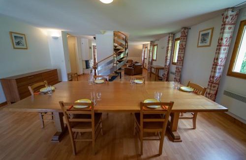 Giez Apartment | Birdie F N21 - 5P10