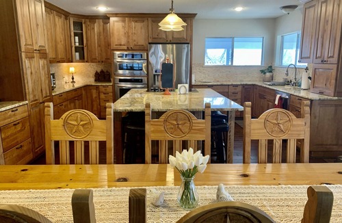Seguin House | Birdnest Family Lake House - Spacious Lake McQueeney Home