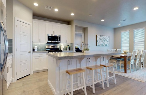 Sienna Hills House | Birds Eye View 4 Bedroom Apts by RedAwning