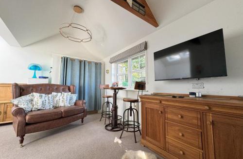 Castle Douglas House | Birds Nest