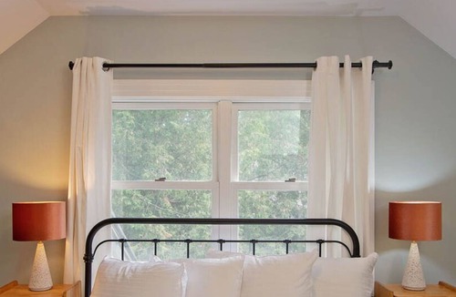 Bayfield Cottage | BirdSong Cottage, 3 Night Min.