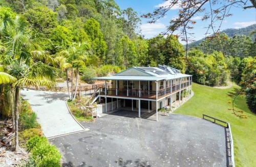 North Boambee Valley House | Birdsong Retreat