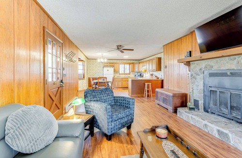 Murphy Cabin | Birdwatching, Board Games & BBQs: Cabin in Murphy!