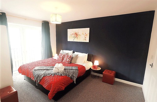 Bloxwich Apartment | Birmingham Airport/NEC Chalets (Flat 6)