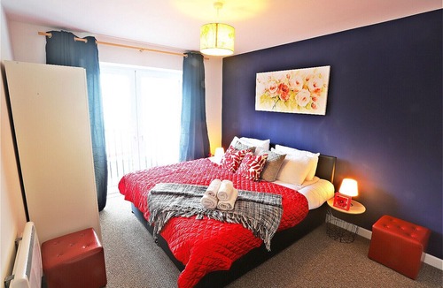 Bloxwich Apartment | Birmingham Airport/NEC Chalets (Flat 6)