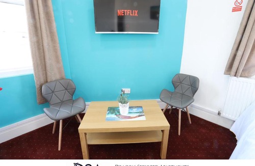 Birmingham City Centre Apartment | Birmingham Central Station Apartment (Studio 3)