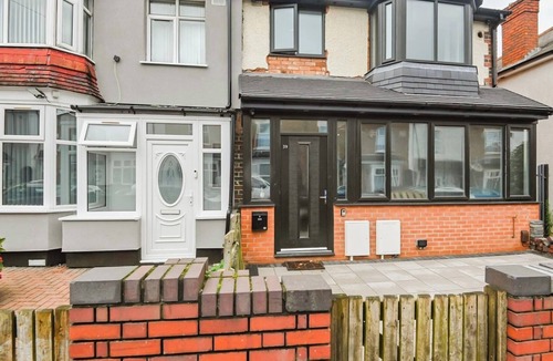 Birmingham House | Birmingham City Modern Central Double Rooms With En-suites