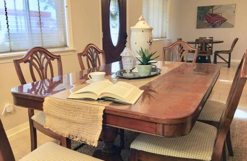 Llano House | Birmingham House - Updated and Spacious