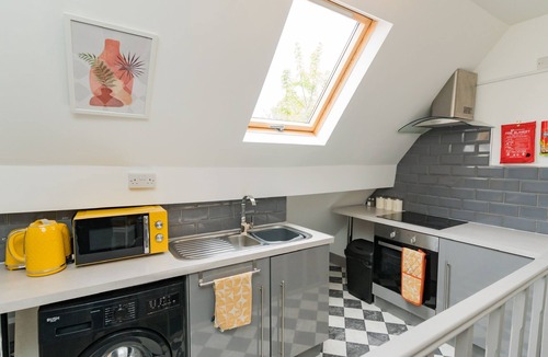 Sheldon Apartment | Birmingham | Short Term Rental