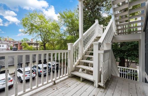 Five Points South Hotel | Birmingham Tree House