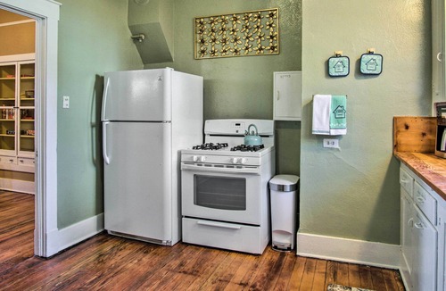 Bisbee Cottage | Bisbee Home: Fantastic Views & Walkable Location!