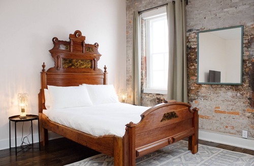 Tamaqua Hotel | Bischoff Inn - Former 1870 Furniture Factory Now 5 Room Boutique Hotel