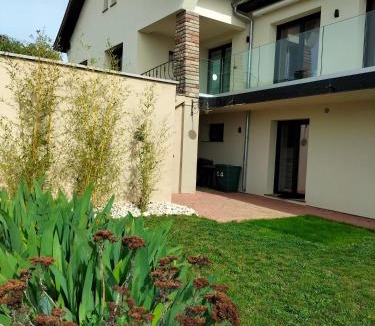 Bischoffsheim Apartment | Bischou, soyez chez vous !