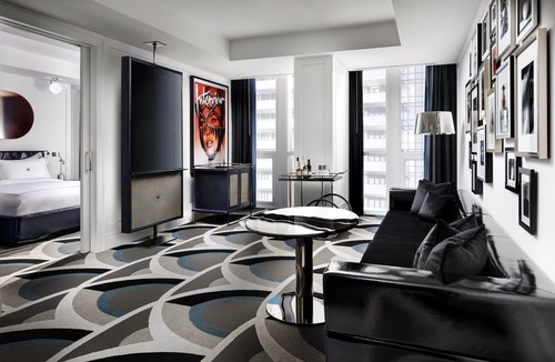 Fashion District Hotel | Bisha, a Luxury Collection Hotel Toronto