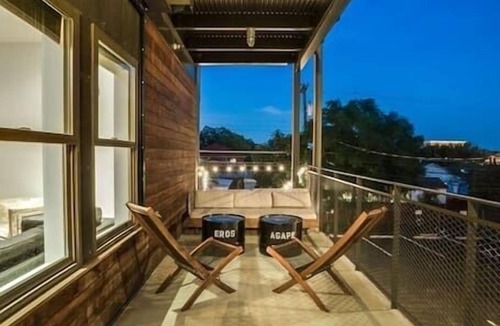 Kessler Apartment | Bishop Arts Hotel Penthouse Suite 7