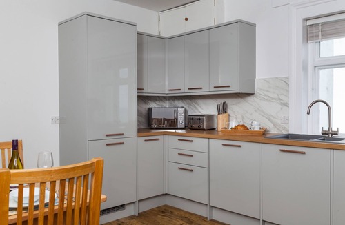 The Lizard Cottage | Bishop Rock - Sleeps 4 people