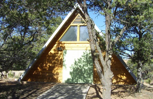 Canada de los Alamos Cabin | Bishop's Ridge Cabins/Camp